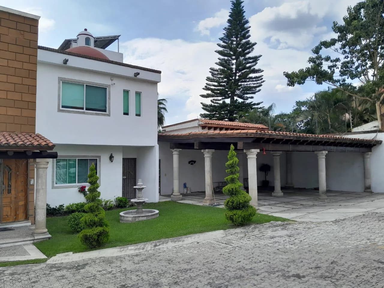 🚨 CASA SOLA DE ¡OPORTUNIDAD! EN AVENIDA PRINCIPAL PALMIRA EN CUERNAVACA