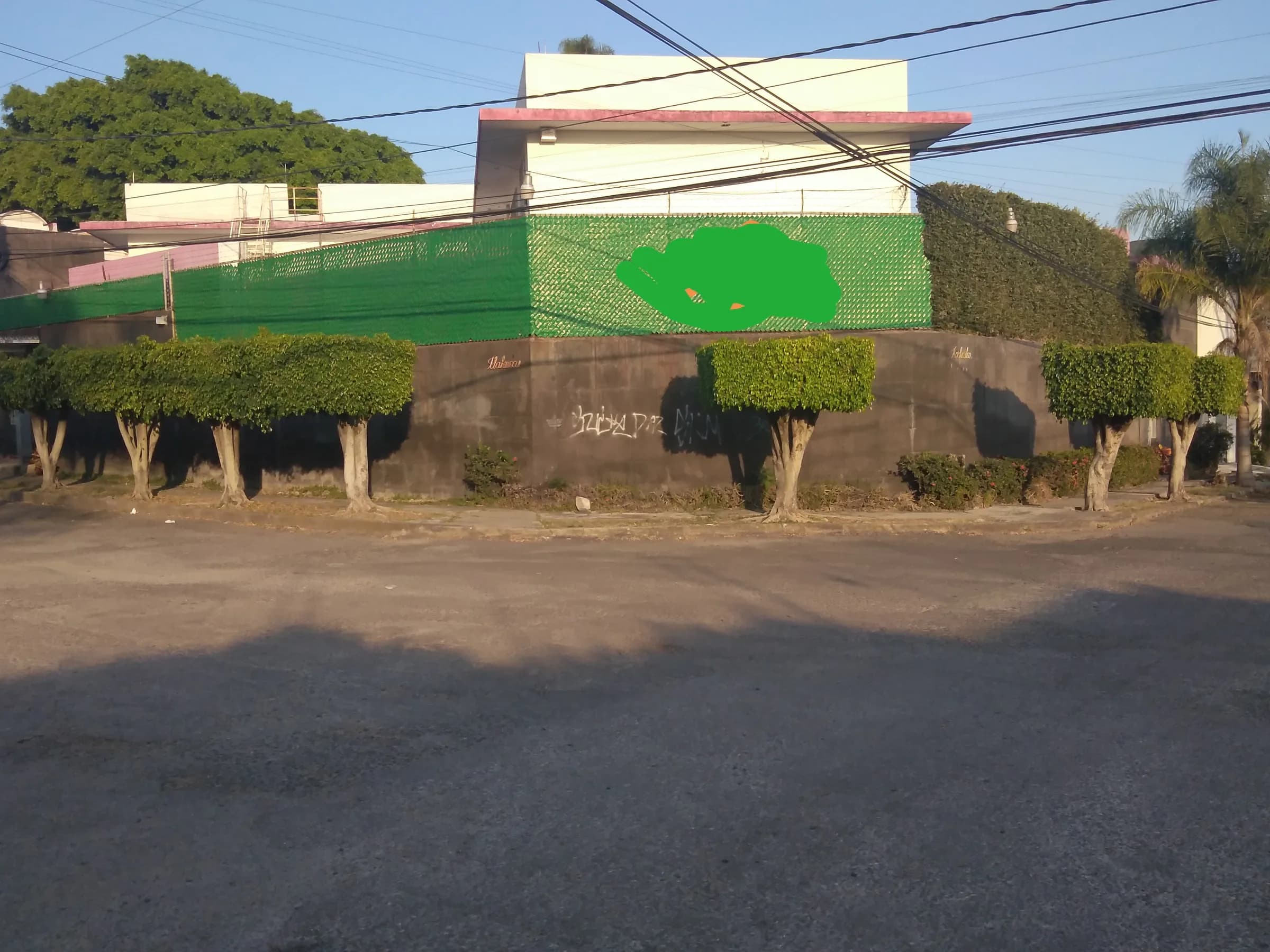 CASA SOLA EN REFORMA, CERCA DE LAS AVENIDAS TEOPANZOLCO Y RIO MAYO EN CUERNAVACA